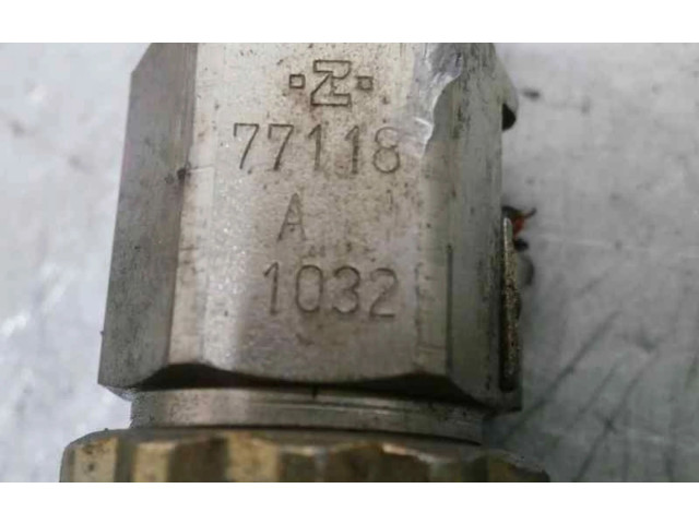 Vstřikovač 71A1361, 771   Nissan Almera    CD20 