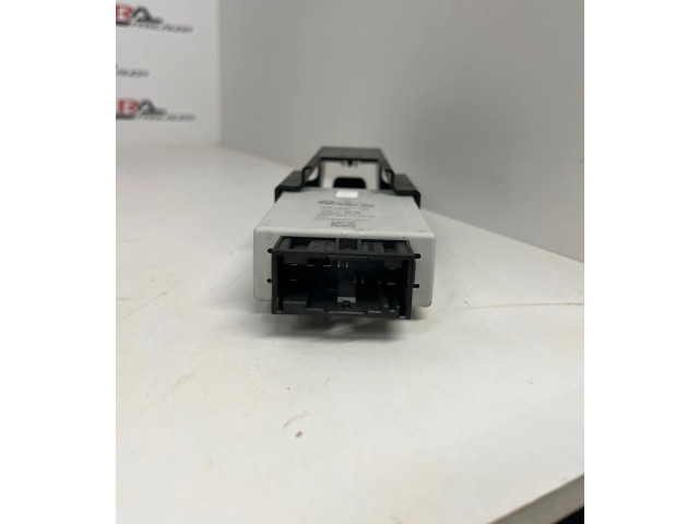 Zpětné zrcátko  BMW 7 G11 G12 2017  6885215  