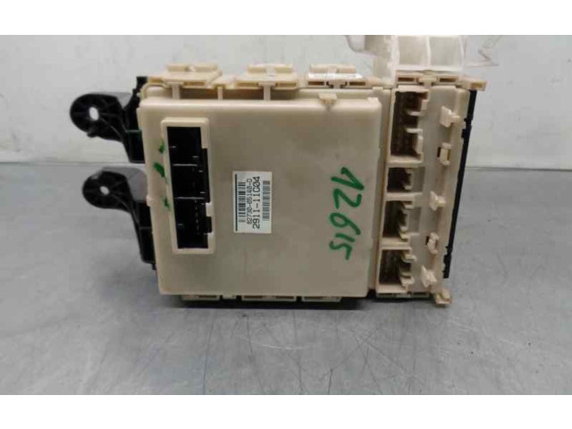 Pojistková skříňka Řídící jednotka BSM 8274102050, 8273005140   Toyota Avensis T270 2011