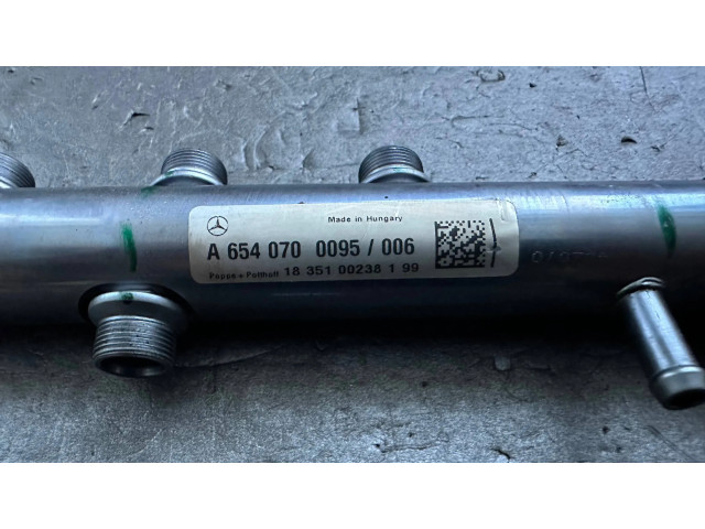 Vstřikovací lišta A6540700095   Mercedes-Benz C W205  pro naftový motor 2.0  