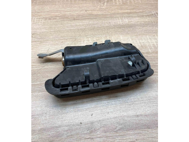 Vstřikovač 4E0880241   Audi A8 S8 D3 4E     