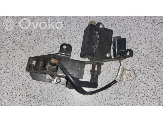 Zámek zadních dveří 8238469   BMW 5 E39 2003