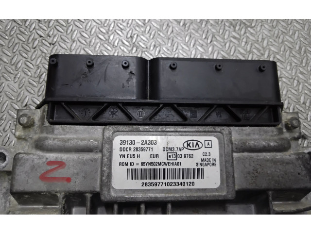 Řídící jednotka 391302A303   KIA Venga 2012