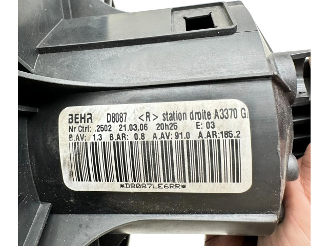 Zpětné zrcátko  Opel Zafira B 2006  D8087, A3370G  