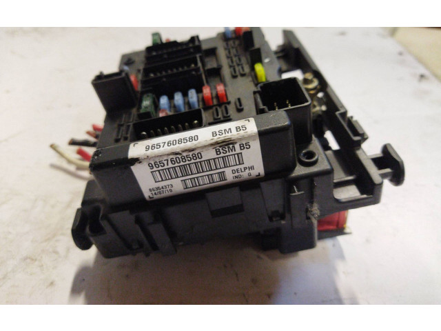 Блок предохранителей 9657608580   Fiat Ulysse    