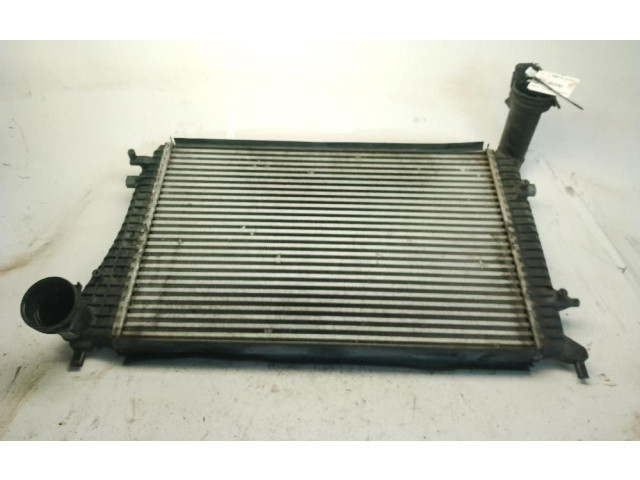Интеркулер  1K0145803Q   Volkswagen Touran I 
