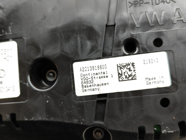 Панель приборов 8V0920861J, A2C13919600   Audi A3 S3 8V       