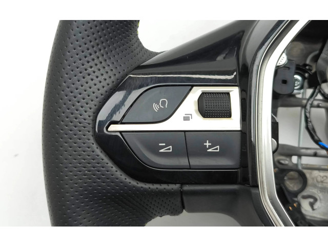 Volant Peugeot 2008 II 2021 98255045ZD, 640501800C  