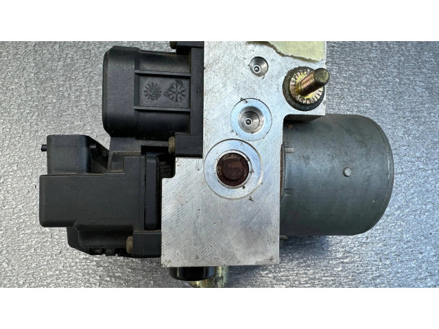 Блок АБС 47660VC000   Nissan  Patrol Y61  1997-2009 года