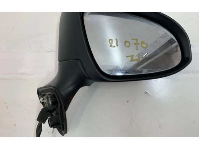 Zpětné zrcátko  Toyota Verso 2014  879400F120  
