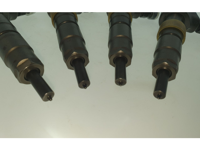 Vstřikovač 445110566, 027766   Opel Combo E  pro naftový motor 1.5  HDI