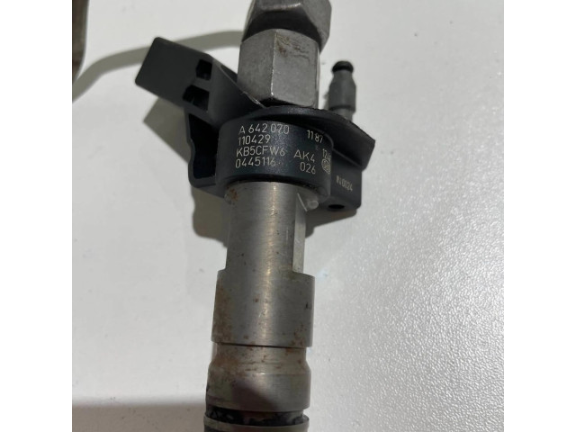 Vstřikovač A6420701187   Mercedes-Benz C W204  pro naftový motor 3.0  