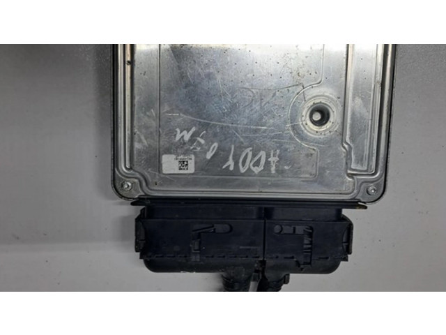 Řídící jednotka 03G906021AB, 03G906021PF   Volkswagen Golf V 2007