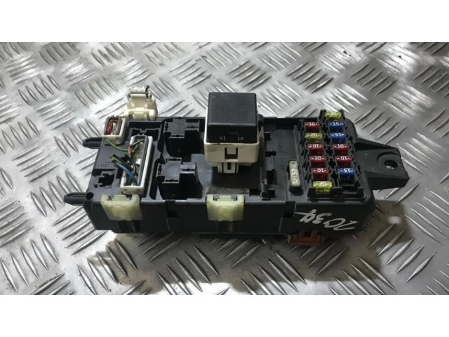 Блок предохранителей  1j100575, 1j10-0575   Mitsubishi Space Star    