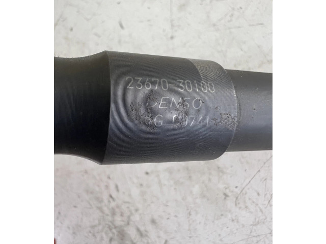 Форсунка 2367030100    Toyota Hilux (AN10, AN20, AN30)   