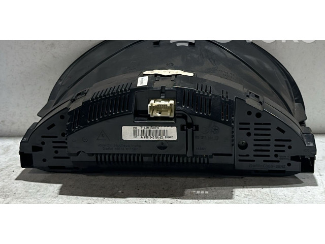 Přístrojová deska  Mercedes-Benz CLK A209 C209 2008 A2095405447, A2095405447  