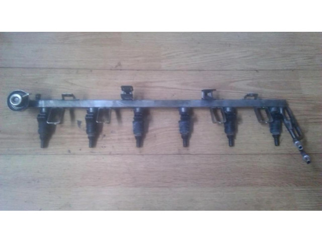 Vstřikovací lišta 14279851353, 1427240   BMW 3 E46  pro benzínový motor 2.0  