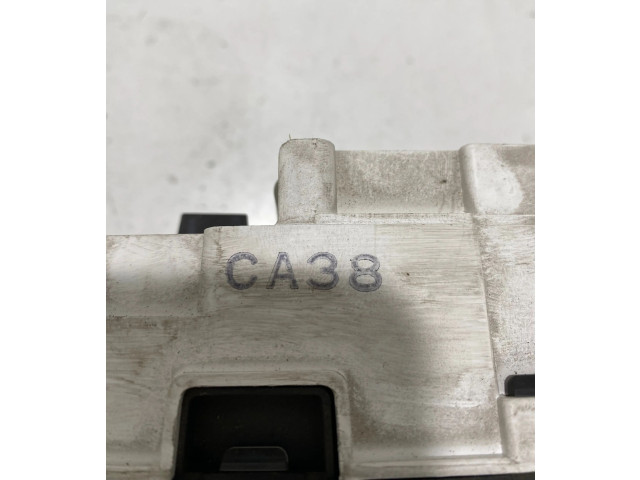 Přístrojová deska  Mazda Xedos 6 1999 CA38, PLI48B  