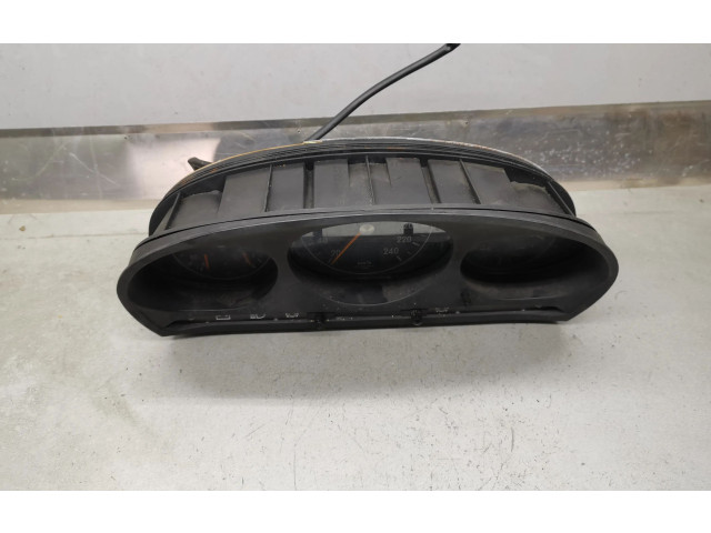 Панель приборов 87001021   Mercedes-Benz S W116       