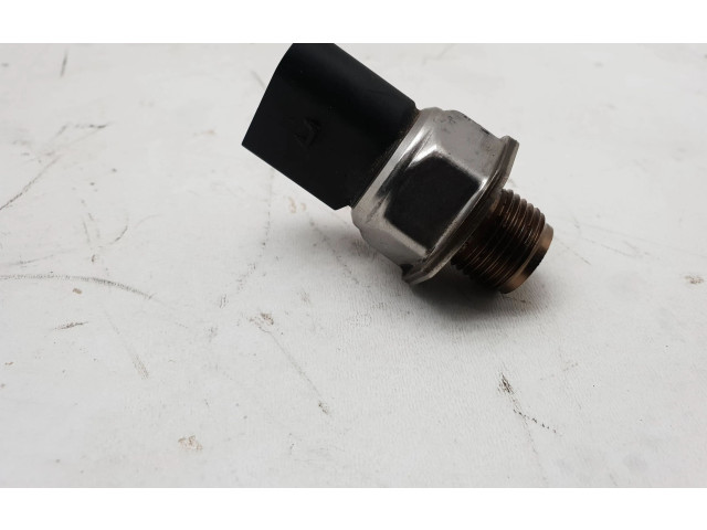 Топливная рампа 04L906054F   Volkswagen Tiguan   для двигателя DFGA