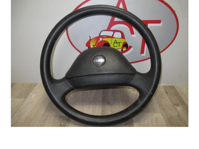 Volant Nissan Primera 1993   