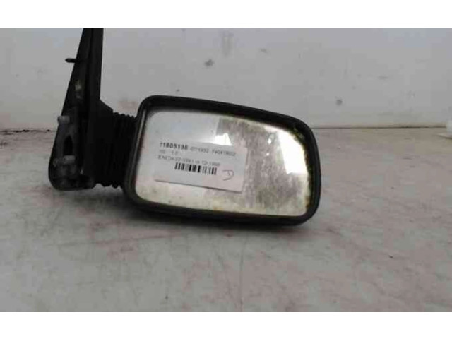 Zpětné zrcátko  Peugeot 205 1987  8148A2, 8148A2  