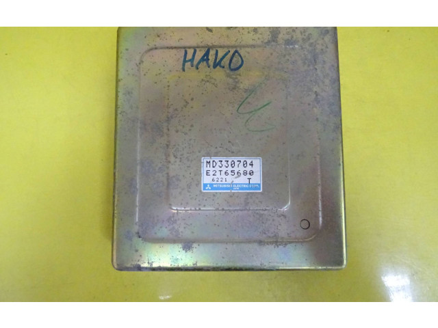 Řídící jednotka MD330704, E2T65680   Mitsubishi Colt 1997