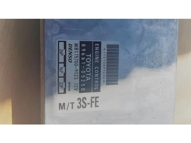 Řídící jednotka 8966105250, 1757009123   Toyota Avensis T220 2001