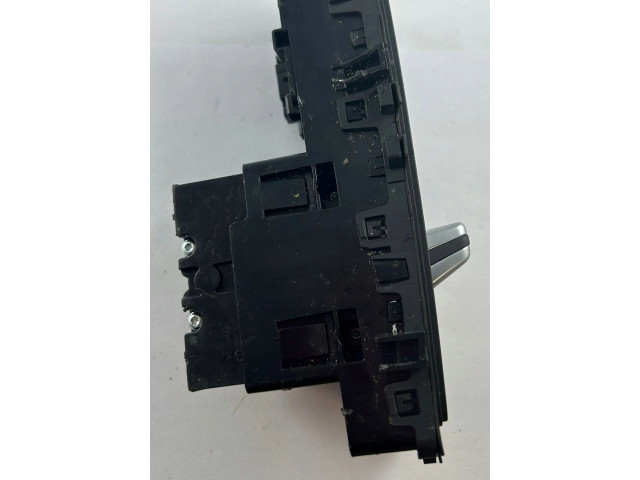Селектор переключения передач 8YG713059A    Audi A3 8Y   