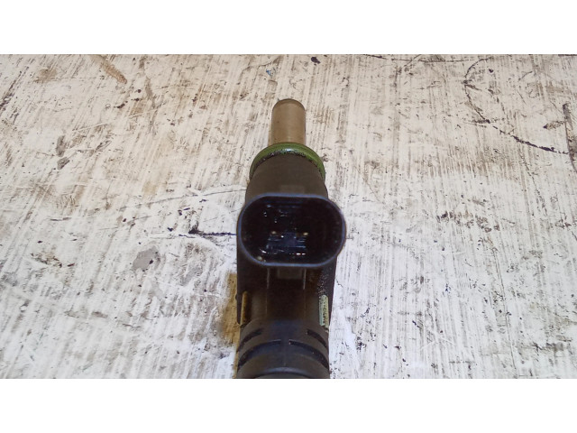 Vstřikovač A2720780249   Mercedes-Benz ML W164  pro benzínový motor 5.5 27396330342398 1534