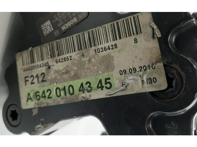 Vstřikovací lišta A6420700801, A6420104345   Mercedes-Benz E A207    OM 642.852 