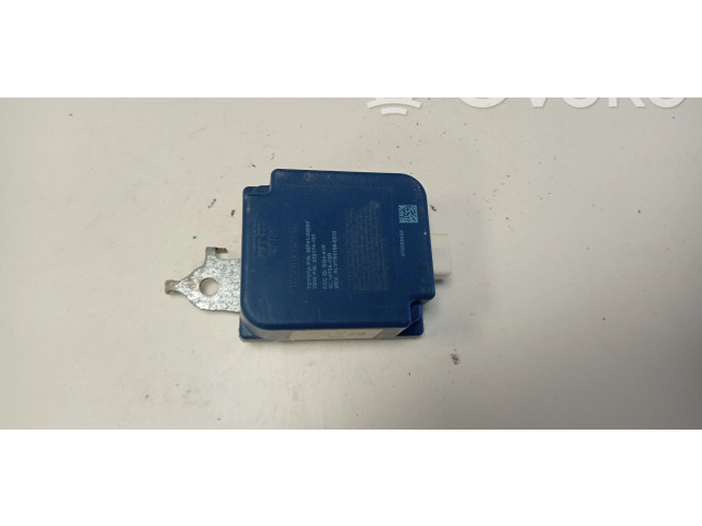 Vstřikovač 222176102, 57770542B   Toyota Sienna XL30 III     