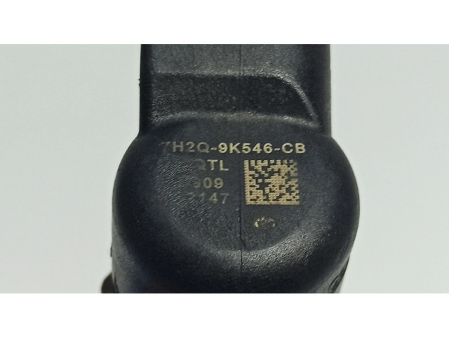 Vstřikovač 7H2Q-9K546-CB, 7H2Q9K546CB   Land Rover Discovery 4 - LR4  pro naftový motor   