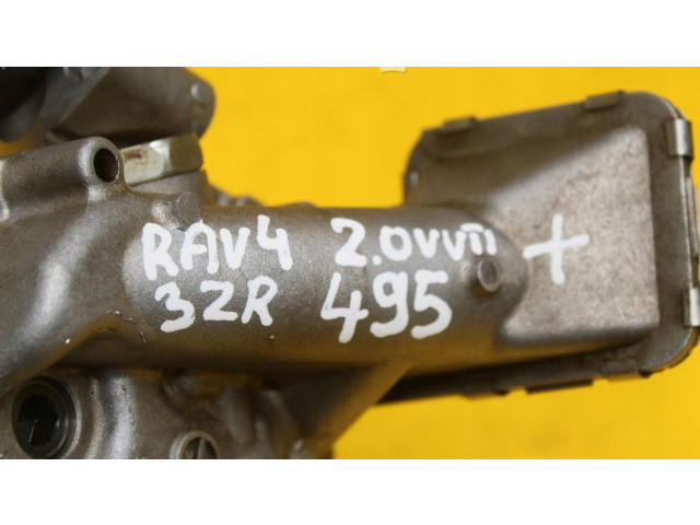 Čerpadlo oleje    Toyota RAV 4 (XA40)   