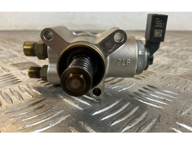 Vstřikovač 079127025C, HFS853105   Audi A6 Allroad C6    BVJ 