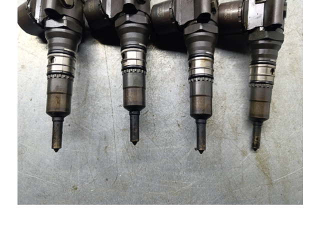 Комплект форсунок 03G130073G, 03G130073GX    Mitsubishi Grandis   