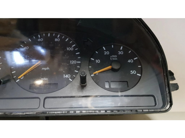 Přístrojová deska  Mercedes-Benz ML W163 2003 A1635403111  