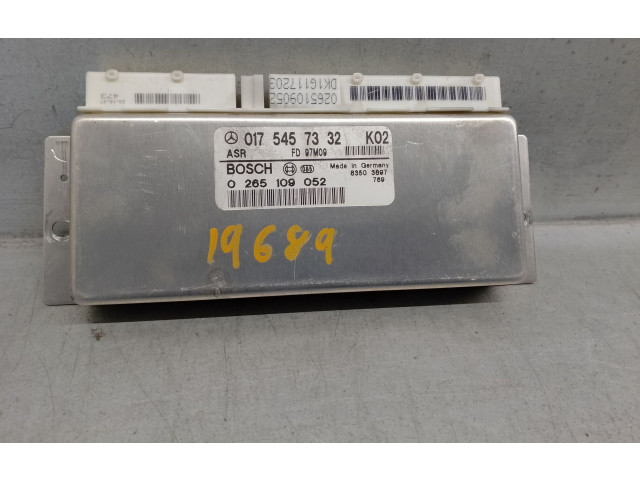 Блок управления редуктора коробки передач (раздатки) 0175457332   Mercedes-Benz C W202