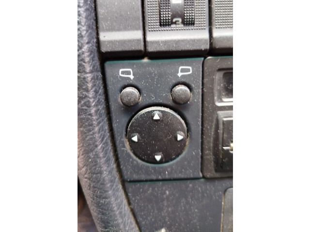 Zpětné zrcátko  Audi A6 S6 C4 4A 2001    