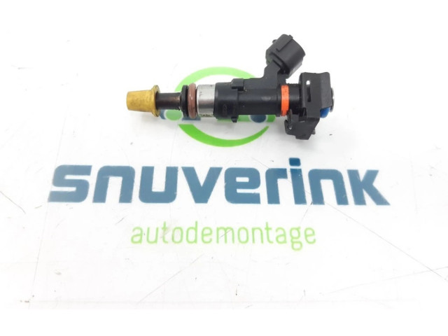 Vstřikovač 166004787R, 166004787R   Renault Captur    H4B-A400 