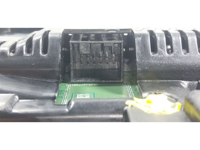 Панель приборов 62105B35D79, 62102023631101   BMW 4 G22 G23 G24 G26       