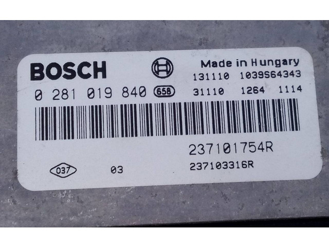 Řídící jednotka 237101754R, 0281019840   Nissan Primastar 2014