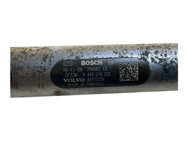 Vstřikovací lišta 30777759, 0445215025   Volvo V60    D5204T3 