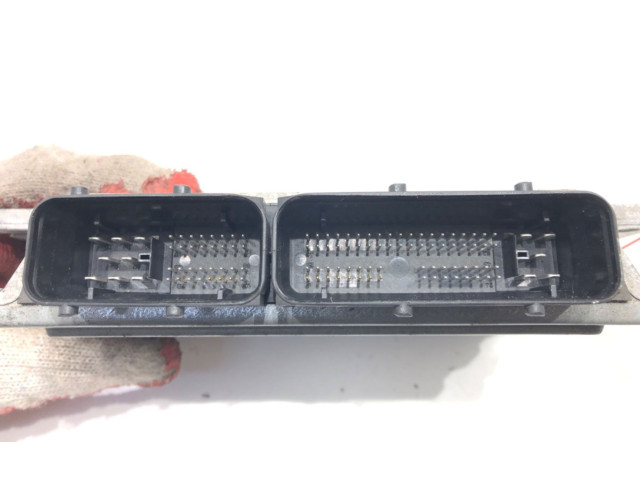 Pojistková skříňka Блок управления двигателем ECU 122237006   Mini One - Cooper R50 - 53 2006