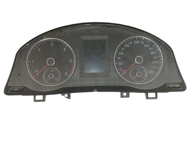 Панель приборов 1K8920871A   Volkswagen Scirocco       