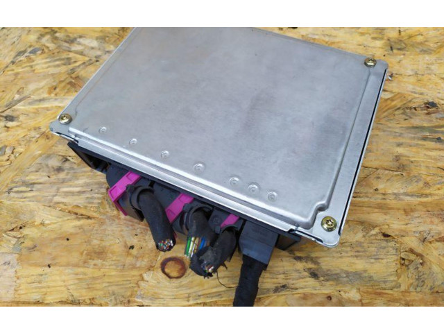 Блок управления двигателем ECU