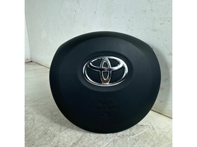 Подушка безопасности водителя 450190D420, 040067230D   Toyota Yaris