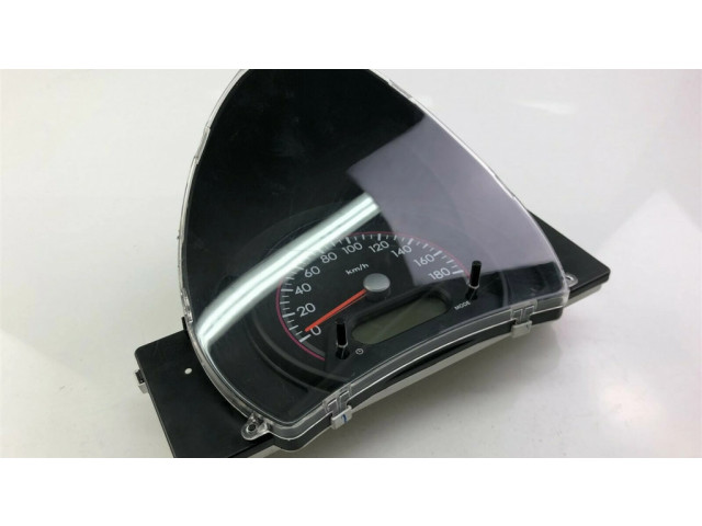 Панель приборов 34100M68K81, F2133   Suzuki Alto       