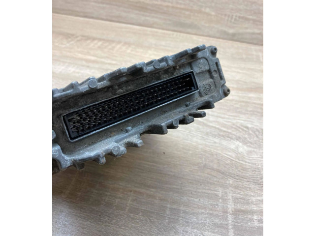 Řídící jednotka HOM7700113281, 0281001995   Renault Laguna I 1994