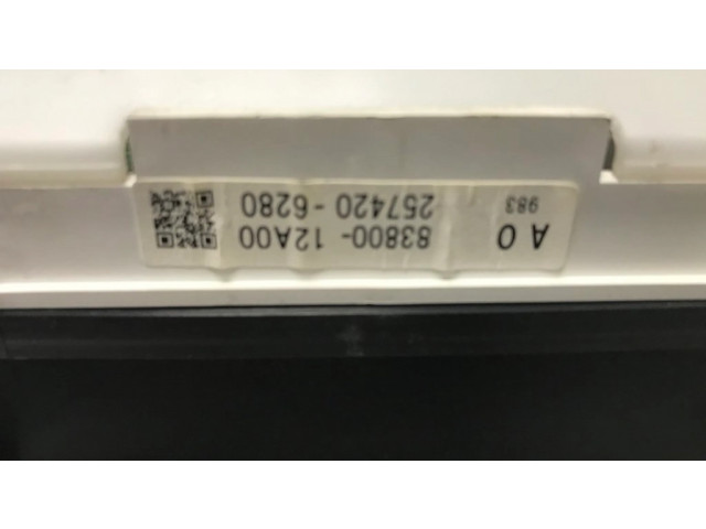 Přístrojová deska  Toyota Corolla E120 E130 2005 8380012A00, 2574206280  